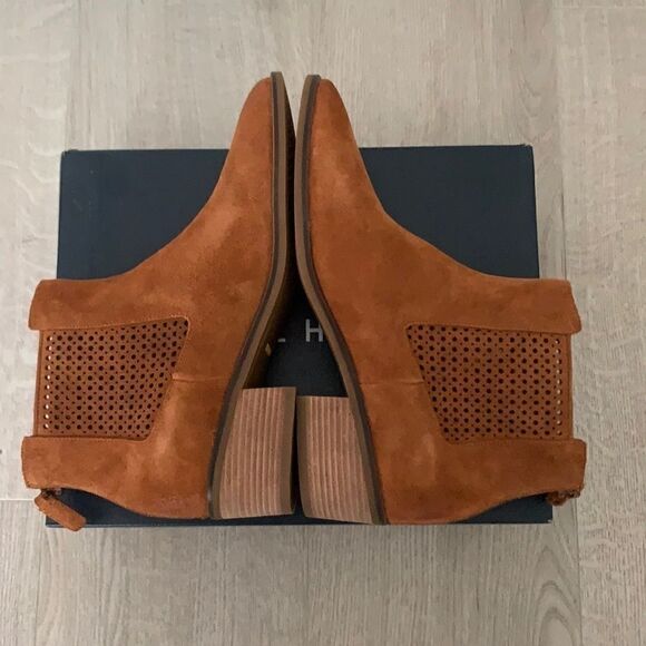 NEW Cole Haan brown Booties 7.5 B - Picture 1 of 7